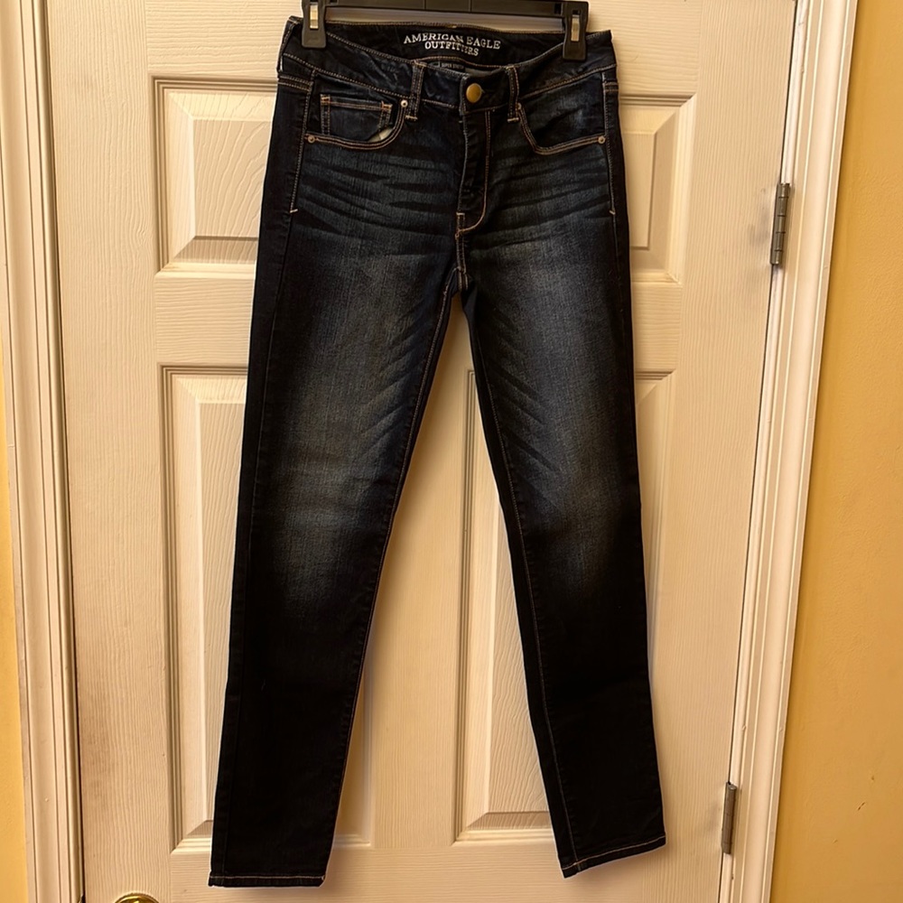 American Eagle Dark/faded Jeans, size 6